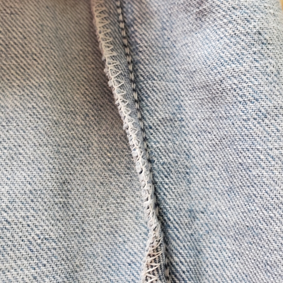 Vintage Levi’s Orange Tab W26 Flare Leg Light Wash Creased - Picture 5 of 16